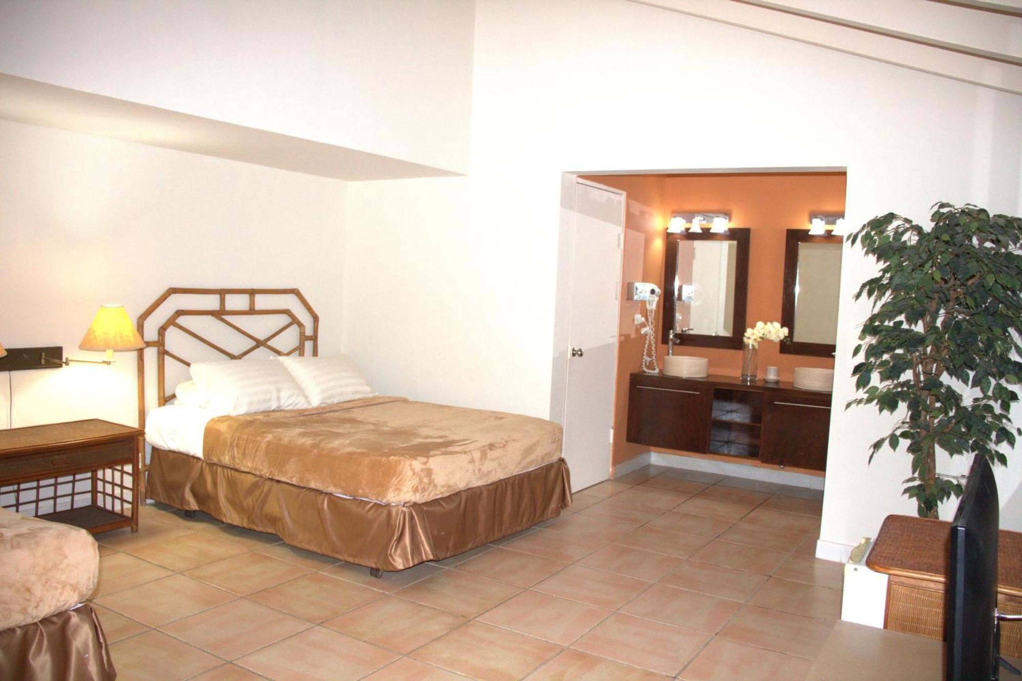Private Family Room In Coronado Luxury Club & Suites Playa Coronado Dış mekan fotoğraf